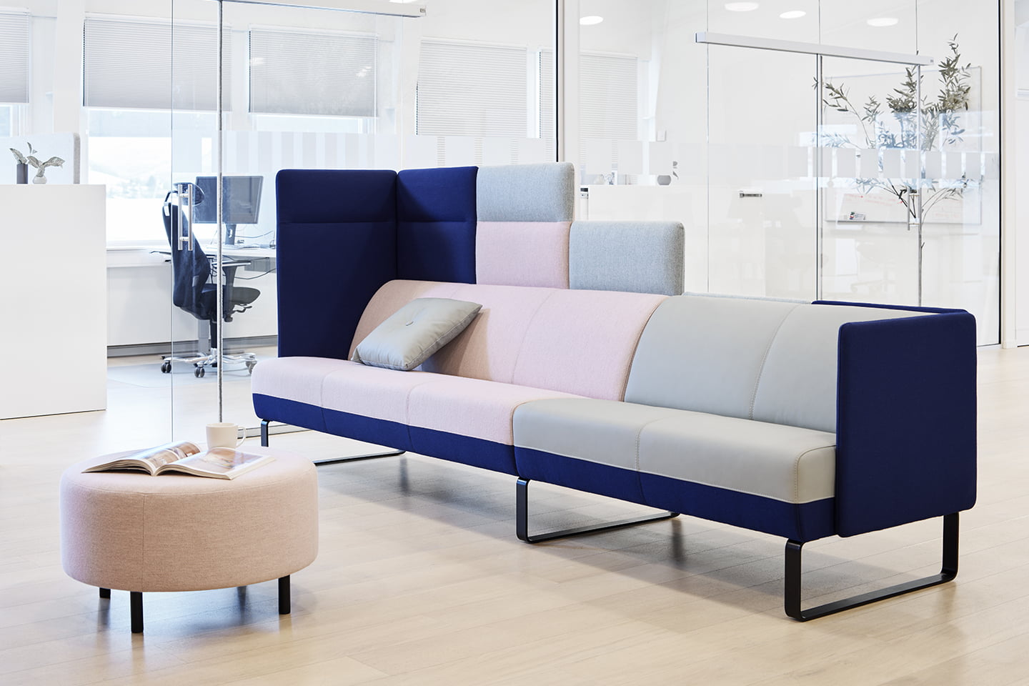 Ekornes Frende large module sofa in three different colours